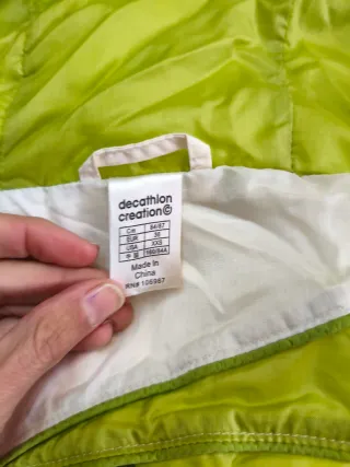 Chaqueta de esquí Quechua verde y blanca talla 36