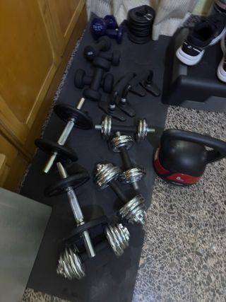 Pesas y mancuernas para gimnasio