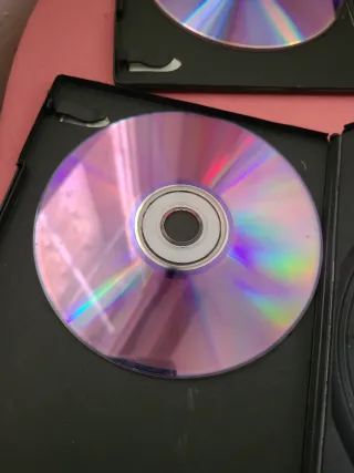 4 DVDs Musicales: Dire Straits, U2, Guns N' Roses,