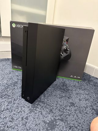 Xbox One X 1TB Negra Como Nueva