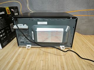 Horno Microondas Panasonic 24L NN-K36NBMEPG