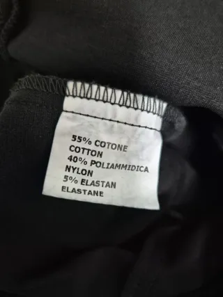 Vestito nero elegante con cut-out. Tg. 42