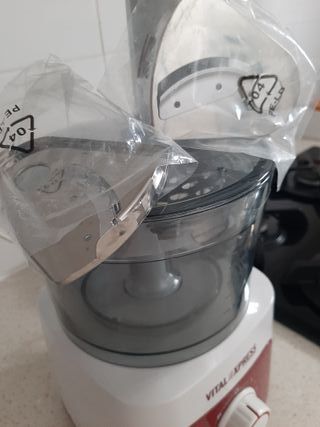 Robot Multiprocesador Vital Express, 8 en 1 - 30 €