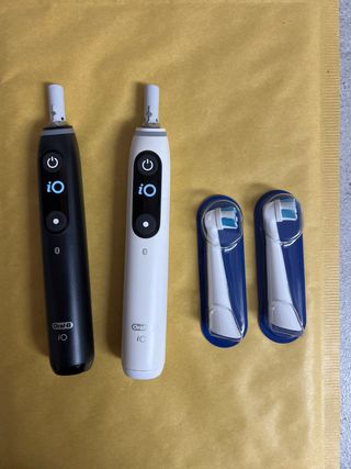 2 Cepillos Dentales Oral-B iO Series 7