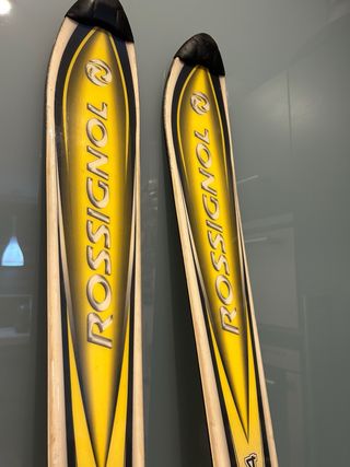 Esquís Rossignol 104