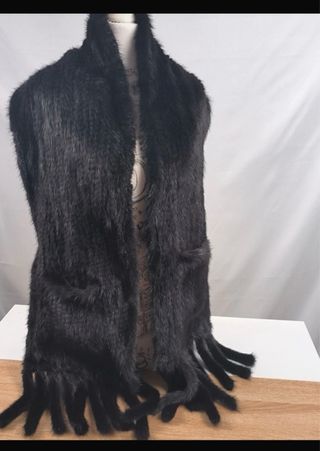 Estola de piel negra