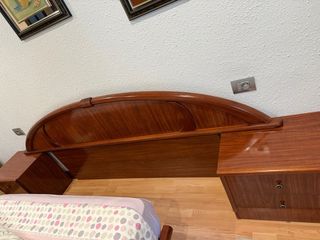 armario , cómoda ,  2 mesillas y cabecero