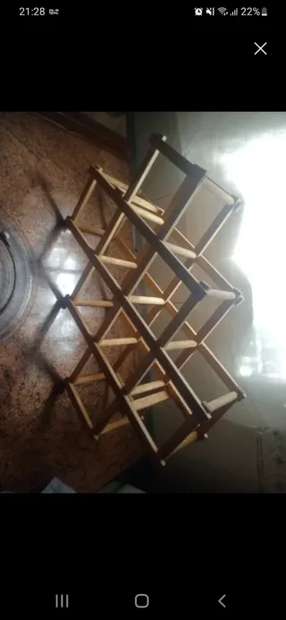 Botellero de madera plegable