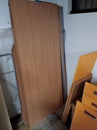 Letto alto con armadio e scrivania da mobilificio