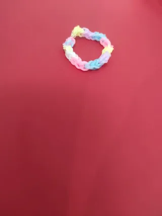 Pulsera multicolor para ayuda contra el cáncer