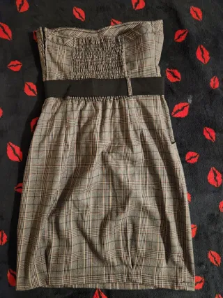 Vestido palabra de honor con cinturón Pinup