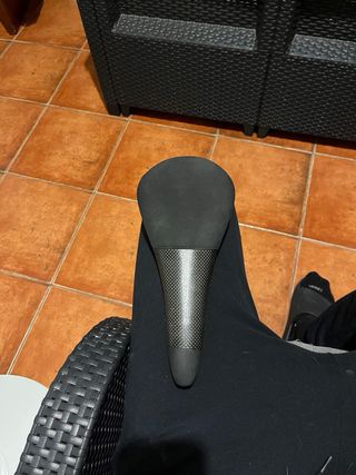 Sillín Tune Speesneedle Carbono