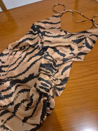 Vestido Zara estampado animal