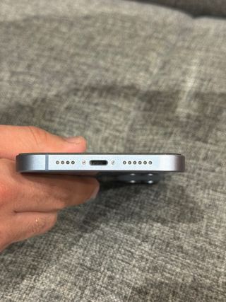 iPhone 14 Plus Blu/Viola con batteria al 86%