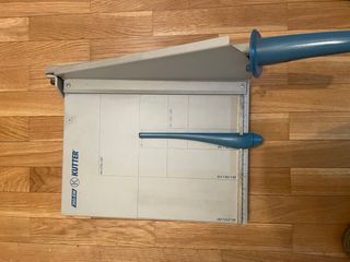 Guillotina Kutter 360-EM