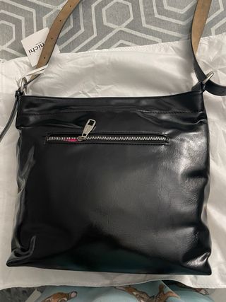 Bolso Amichi Negro y Marrón