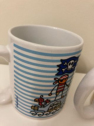 Tazas de porcelana con dibujos