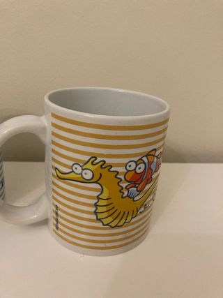 Tazas de porcelana con dibujos