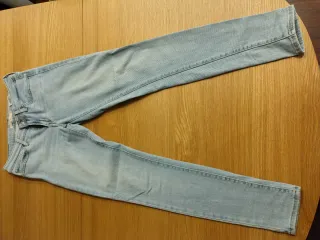 Tejanos Levi's 77 skinny Mujer