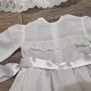 Vestido de cristianar con capota