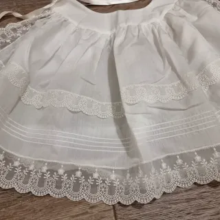 Vestido de cristianar con capota