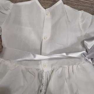 Vestido de cristianar con capota