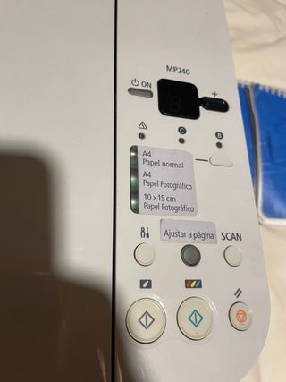 Impresora Canon MP240 Blanca sin cable
