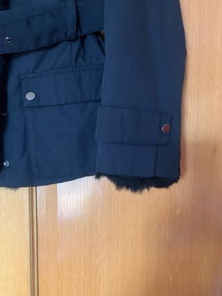 Chaqueta, cazadora ZARA con piel conejo negra