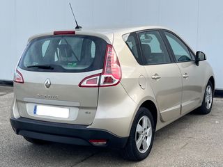 Renault Scenic 2012