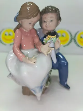 Figura Lladro "Primer cortejo"