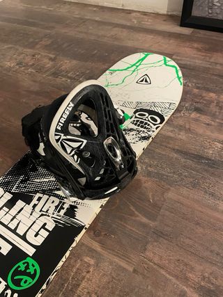 Tabla, fijaciones y botas snowboard