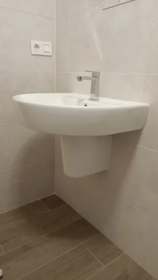 Lavabo blanco,de baño