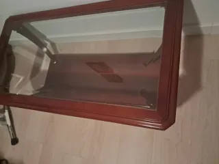 Mesa auxiliar cristal y madera