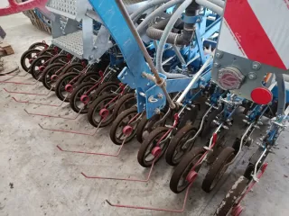 Sembradora Lemken Solitair 8+