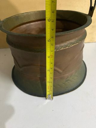 Pentola in rame con manico