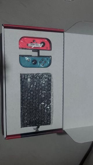 Nintendo Switch Azul y Rojo Poco Uso