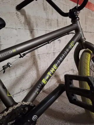 BMX Wethepeople rueda 18'