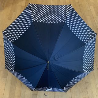 Paraguas lunares blanco y negro