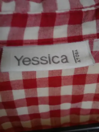 Blusa cuadros roja y blanca