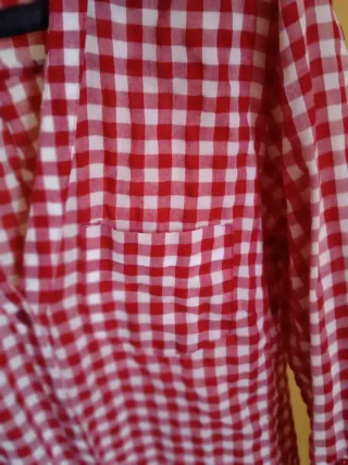Blusa cuadros roja y blanca