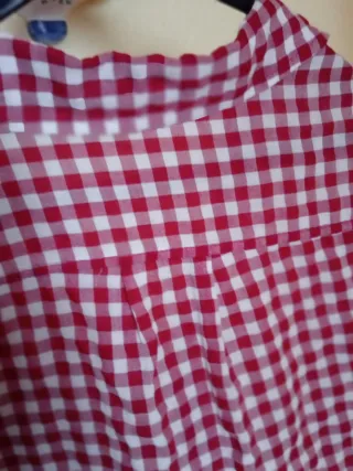 Blusa cuadros roja y blanca