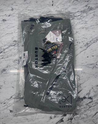 Pantalón Burton AK Gore Cyclic M Verde