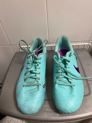 Botas de fútbol Nike Talla 38.5