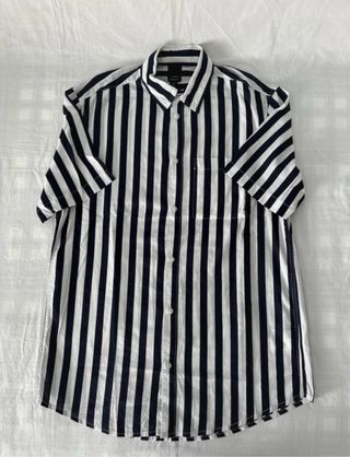 Camisa rayas manga corta azul y blanca