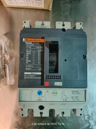 Interruptor Automático Merlin Gerin NS100