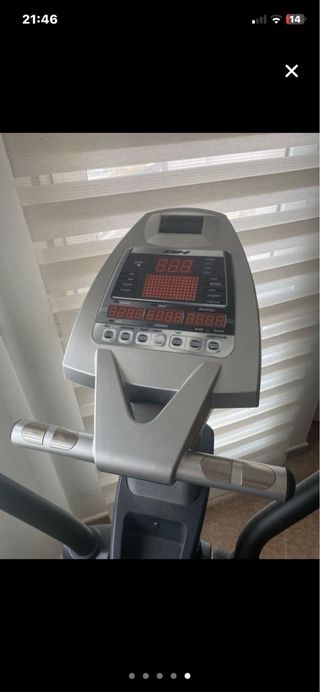 Elíptica Profesional BH