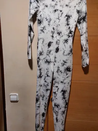 Mono largo estampado blanco y negro