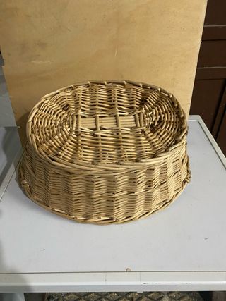 Cesto in vimini con manici