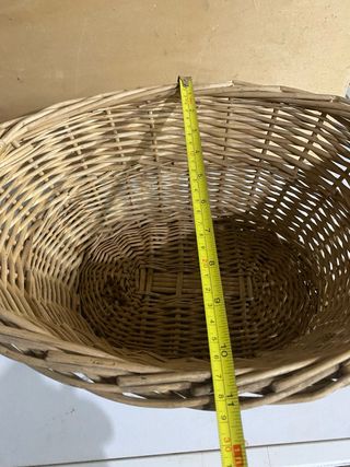 Cesto in vimini con manici