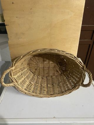 Cesto in vimini con manici